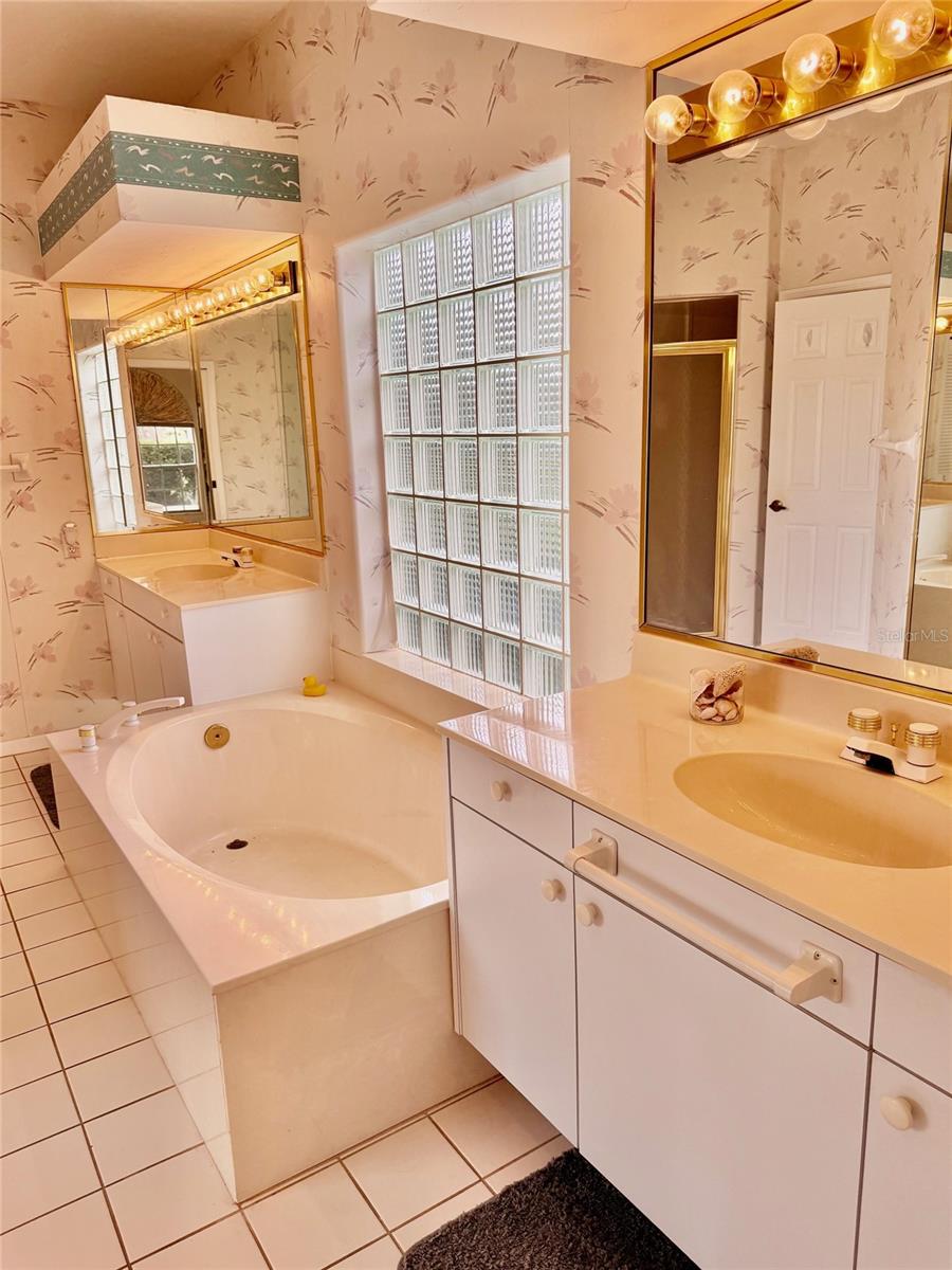 7402 FAIRLINKS CT, SARASOTA, FL, 34243