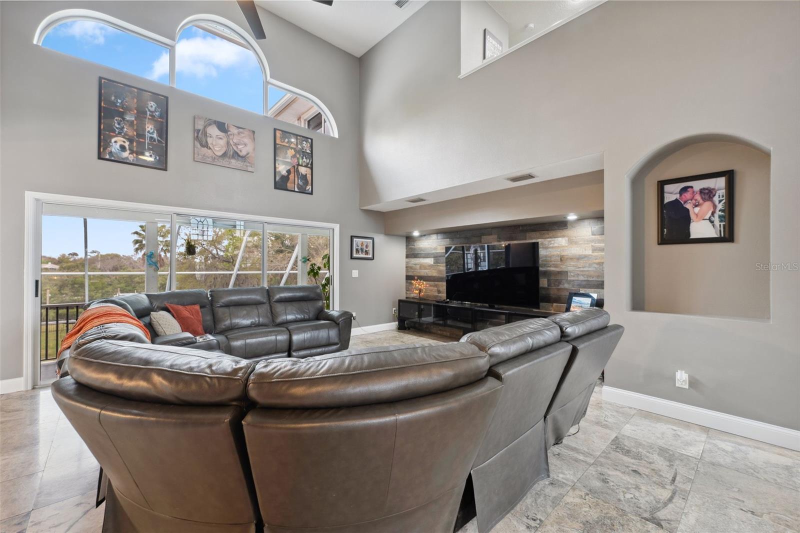 3114 BLUFF BLVD, HOLIDAY, FL, 34691