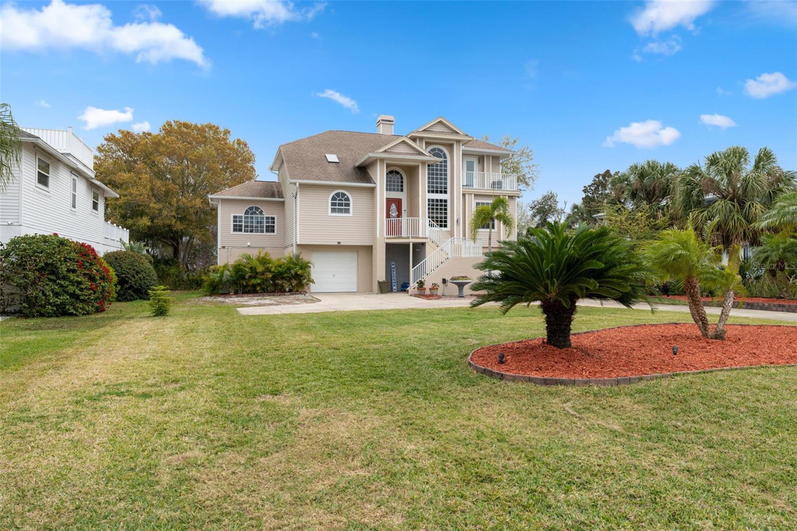 3114 BLUFF BLVD, HOLIDAY, FL, 34691