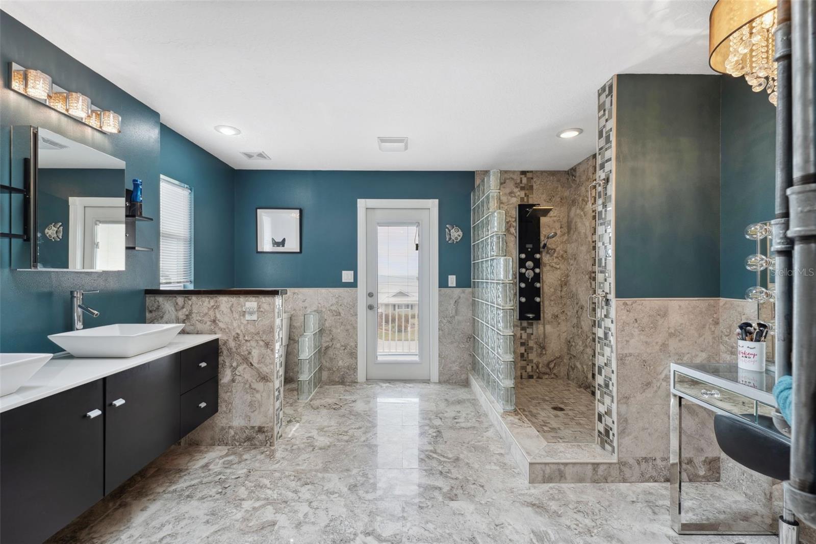 3114 BLUFF BLVD, HOLIDAY, FL, 34691
