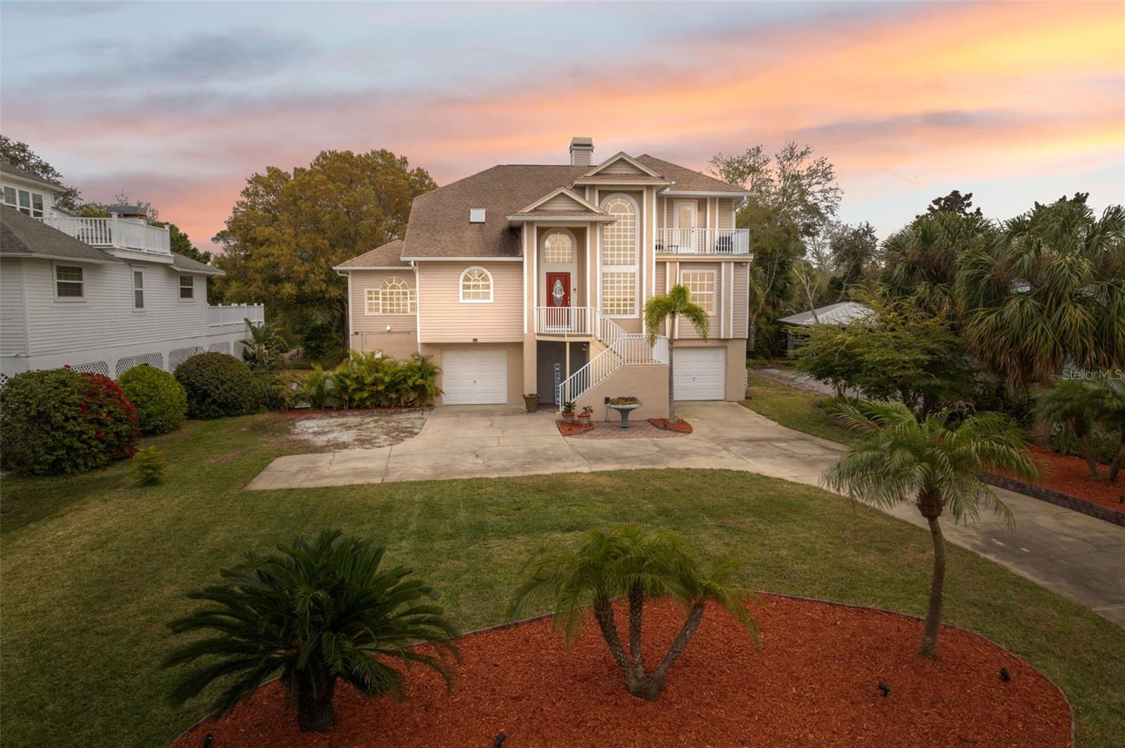 3114 BLUFF BLVD, HOLIDAY, FL, 34691