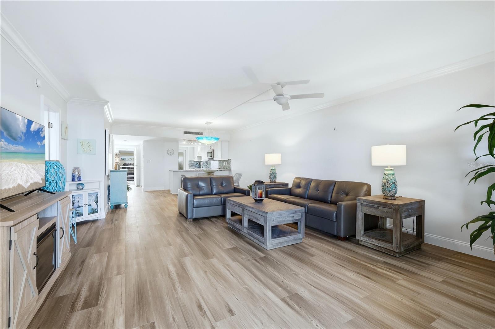 1150 TARPON CENTER DR #1G, VENICE, FL, 34285