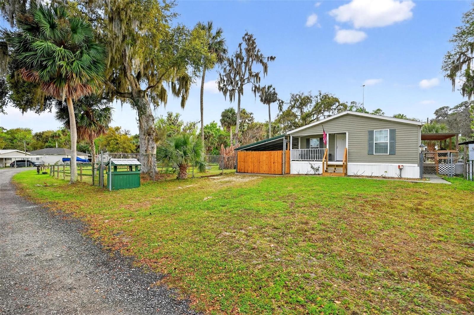 9450 NE 306TH CT, FORT MC COY, FL, 32134