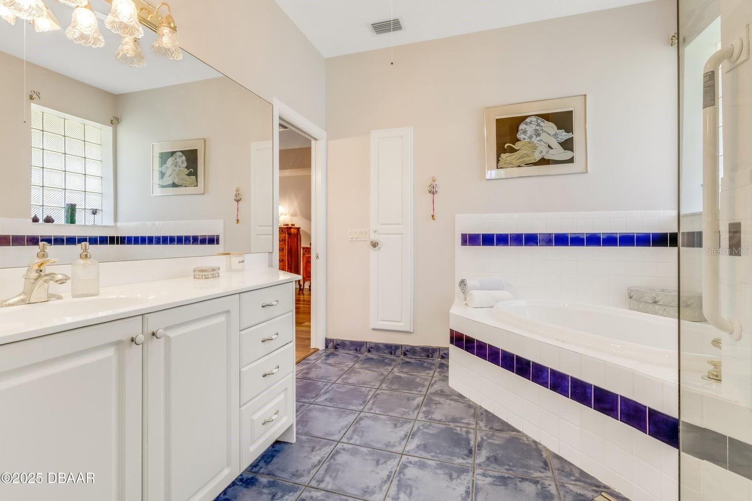 203 PRESTWICK DR, NEW SMYRNA BEACH, FL, 32168