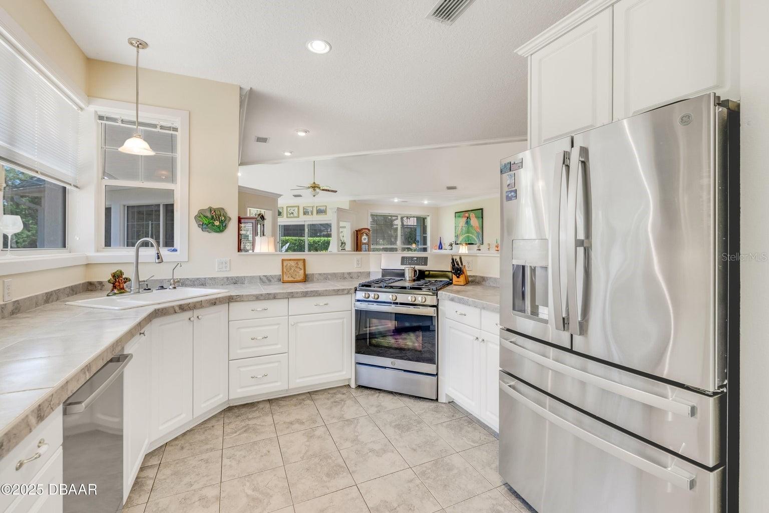 203 PRESTWICK DR, NEW SMYRNA BEACH, FL, 32168