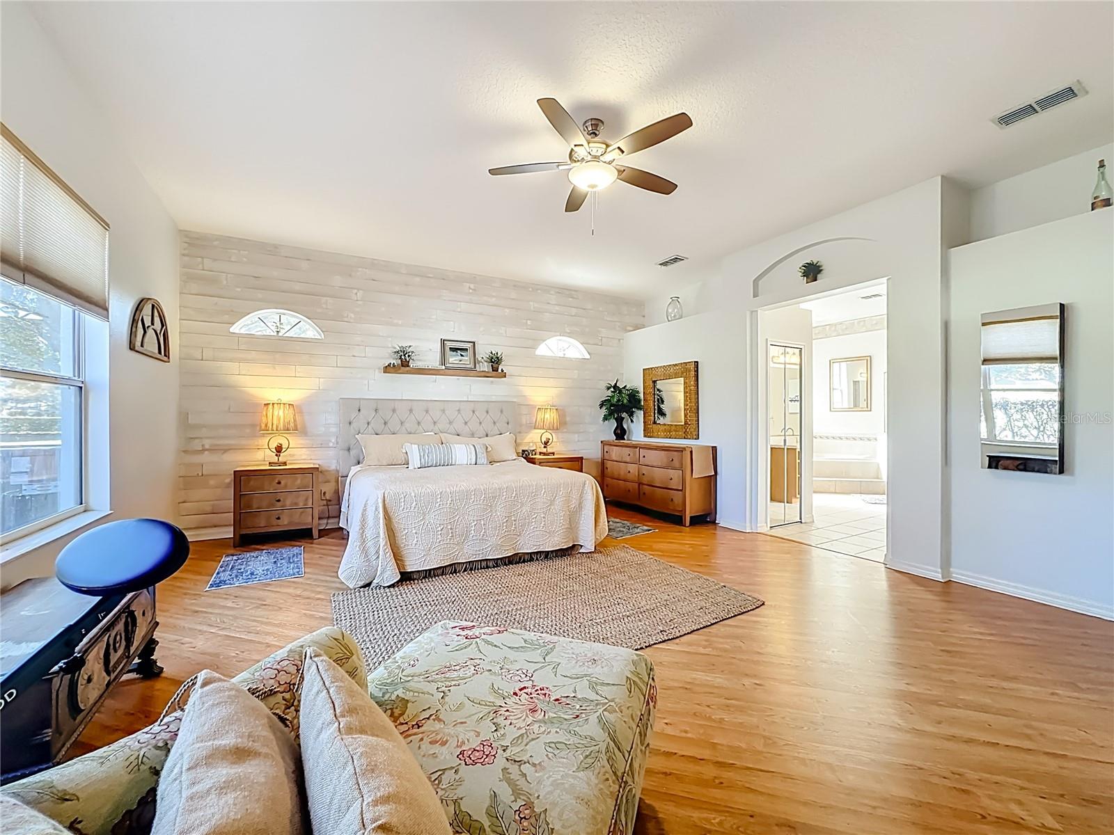 4919 LONG MEADOW DR, LEESBURG, FL, 34748
