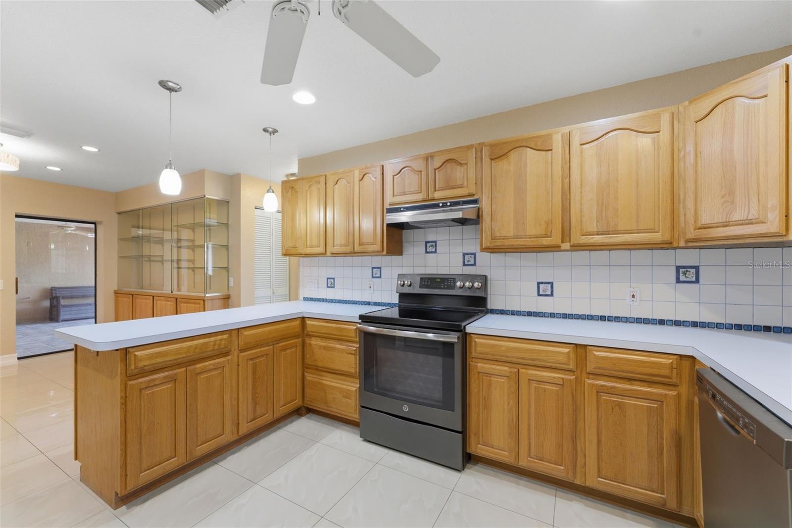 27300 SAN CARLOS DR, PUNTA GORDA, FL, 33983