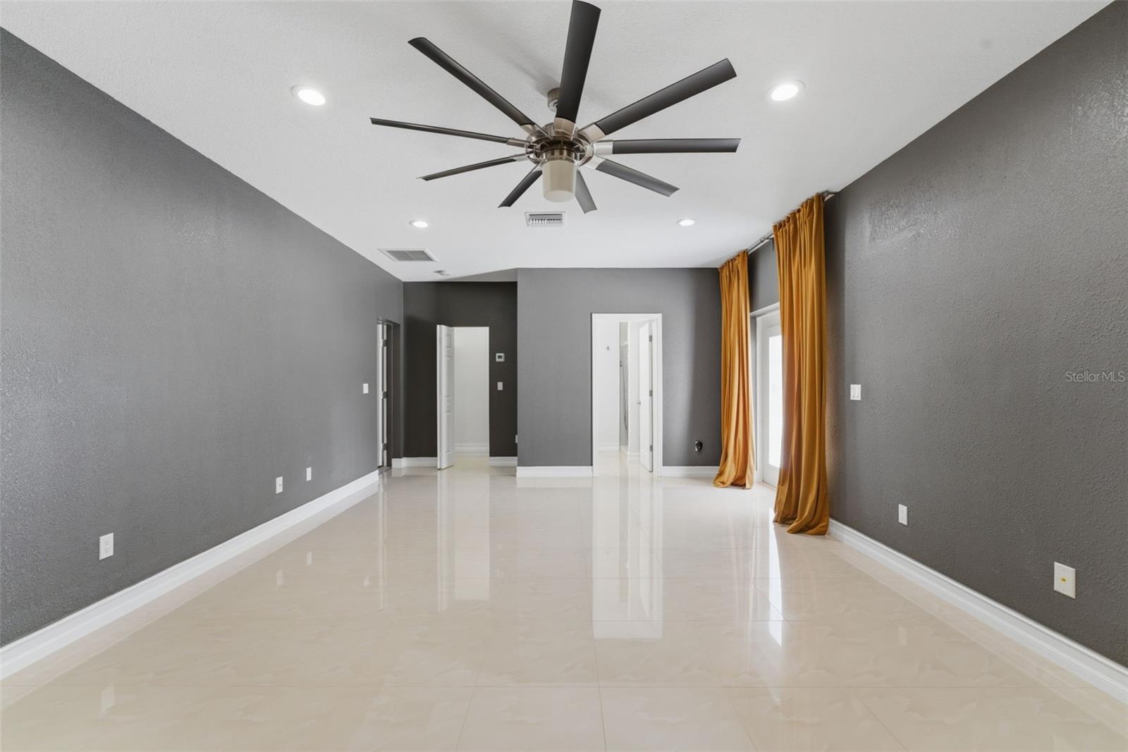 27300 SAN CARLOS DR, PUNTA GORDA, FL, 33983