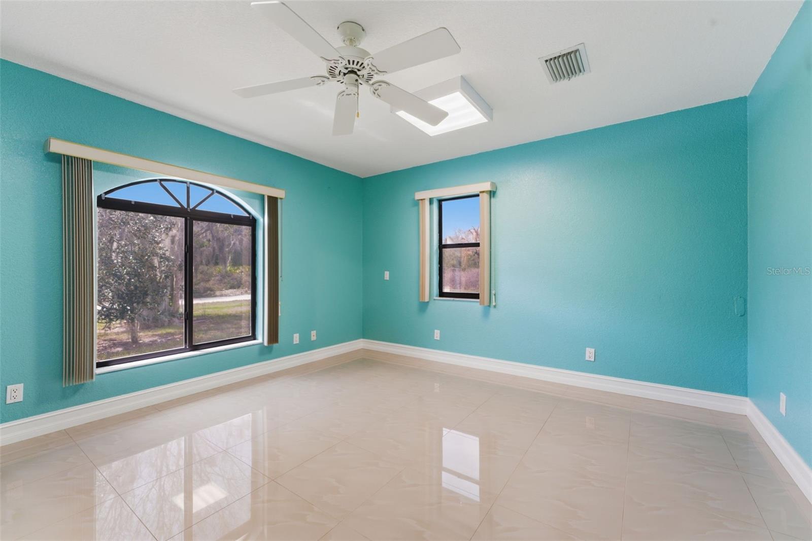 27300 SAN CARLOS DR, PUNTA GORDA, FL, 33983