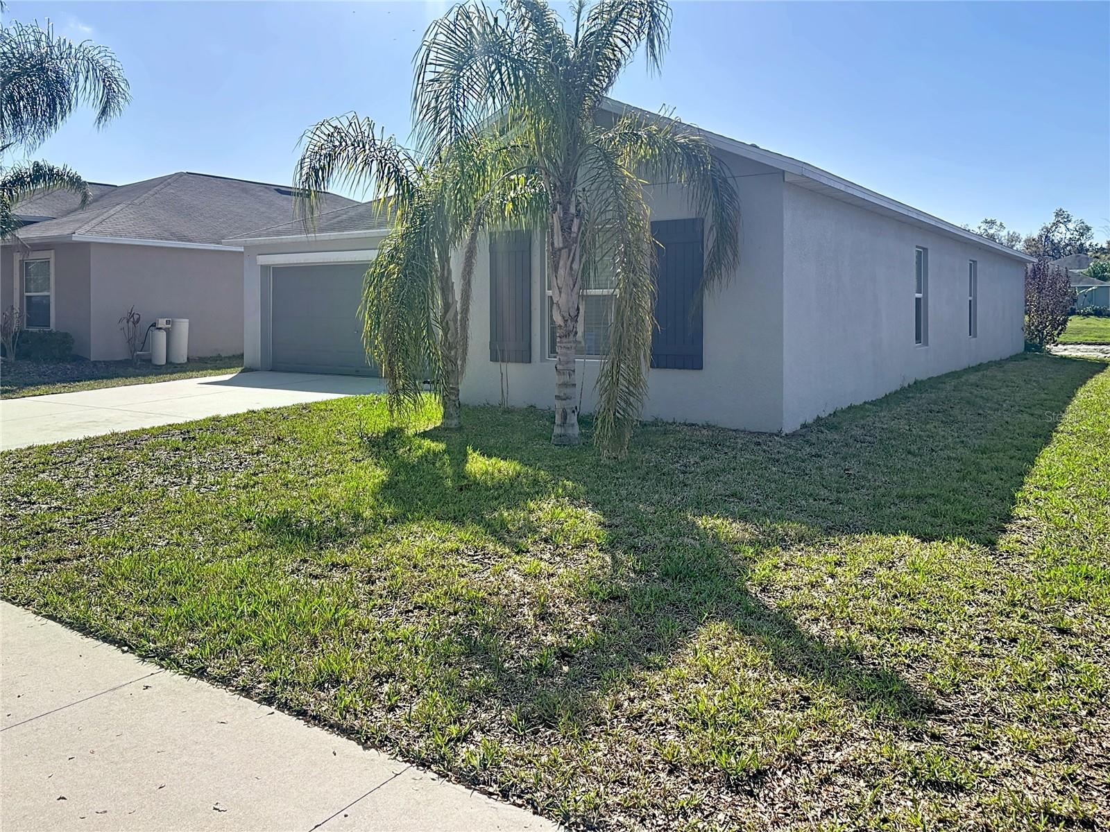 10241 STRAWBERRY TETRA DR, RIVERVIEW, FL, 33578