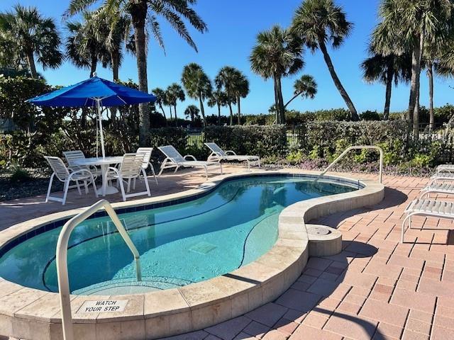 1095 GULF OF MEXICO DR #104, LONGBOAT KEY, FL, 34228