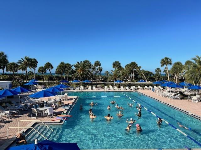 1095 GULF OF MEXICO DR #104, LONGBOAT KEY, FL, 34228