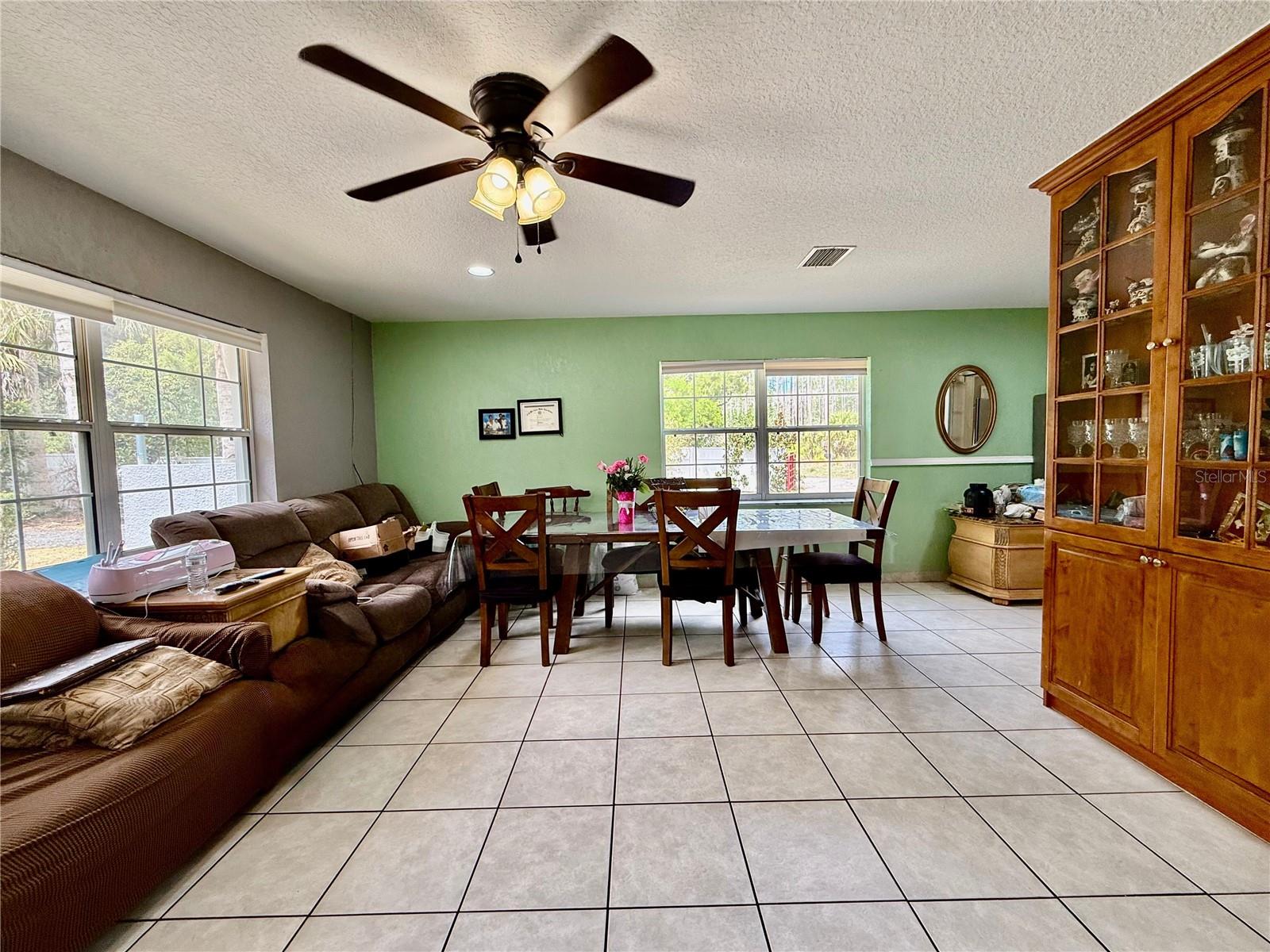1363 EMPORIA RD, PIERSON, FL, 32180