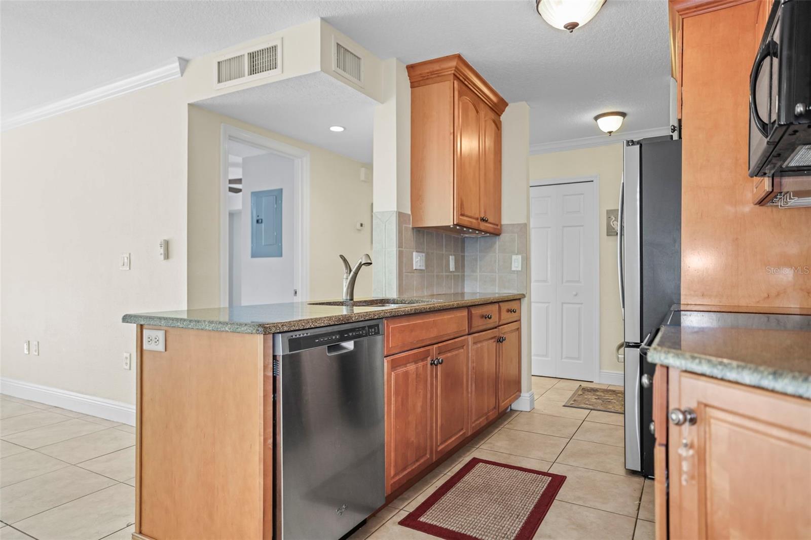 950 BROADWAY #205, DUNEDIN, FL, 34698