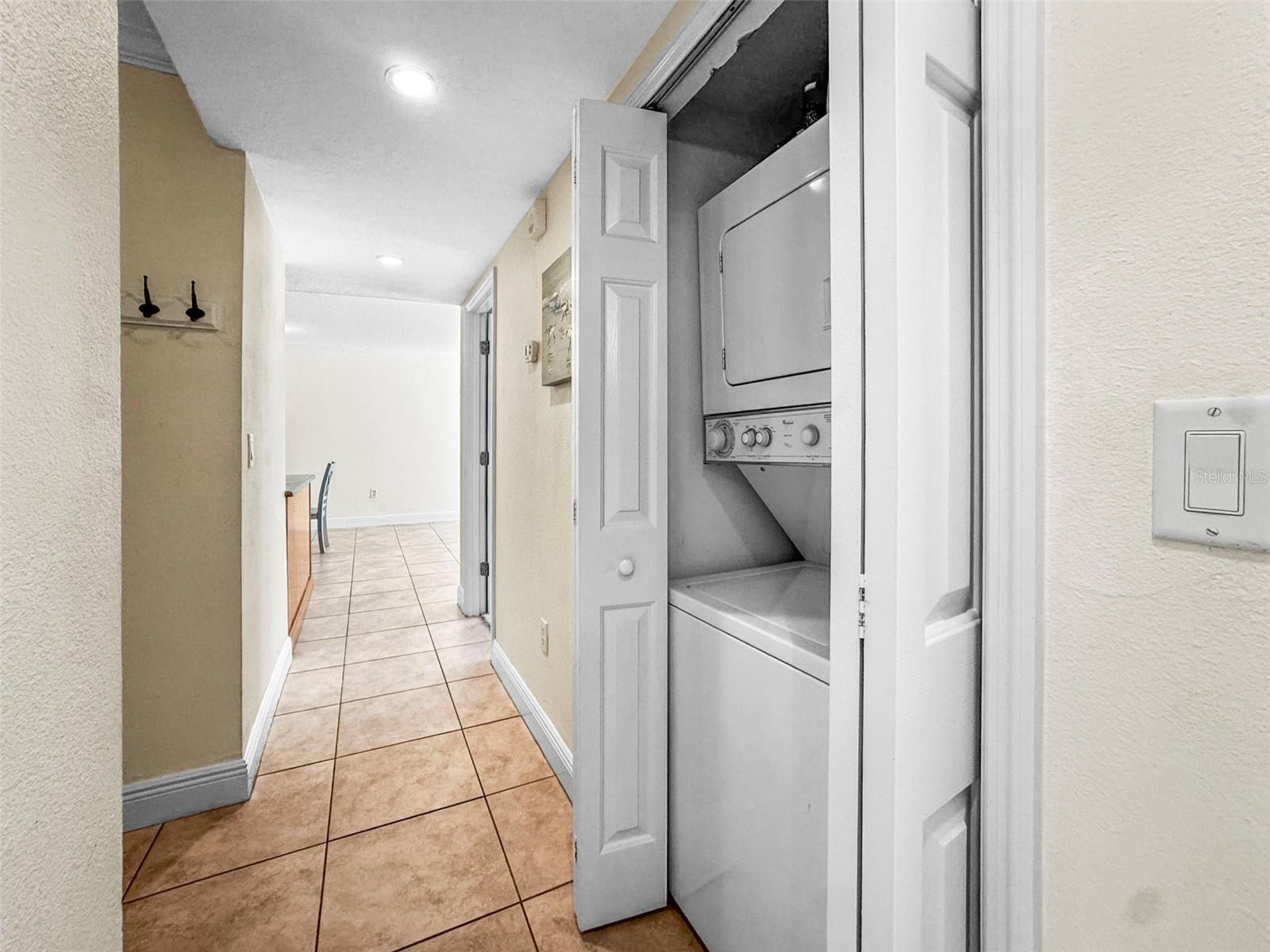 950 BROADWAY #205, DUNEDIN, FL, 34698