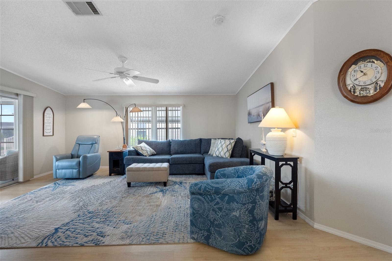 223 DOLPHIN DR N, OLDSMAR, FL, 34677