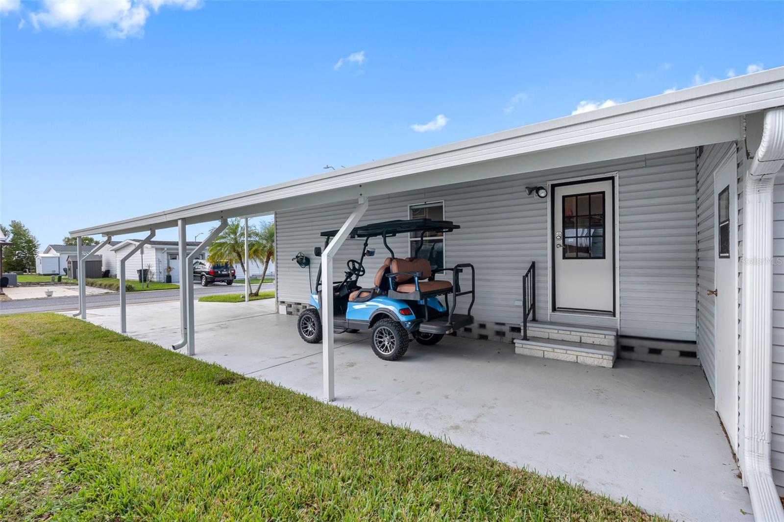 223 DOLPHIN DR N, OLDSMAR, FL, 34677