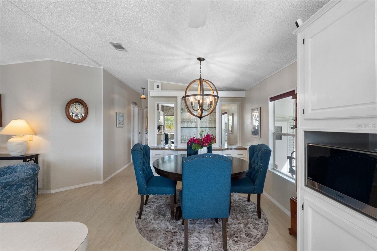 223 DOLPHIN DR N, OLDSMAR, FL, 34677