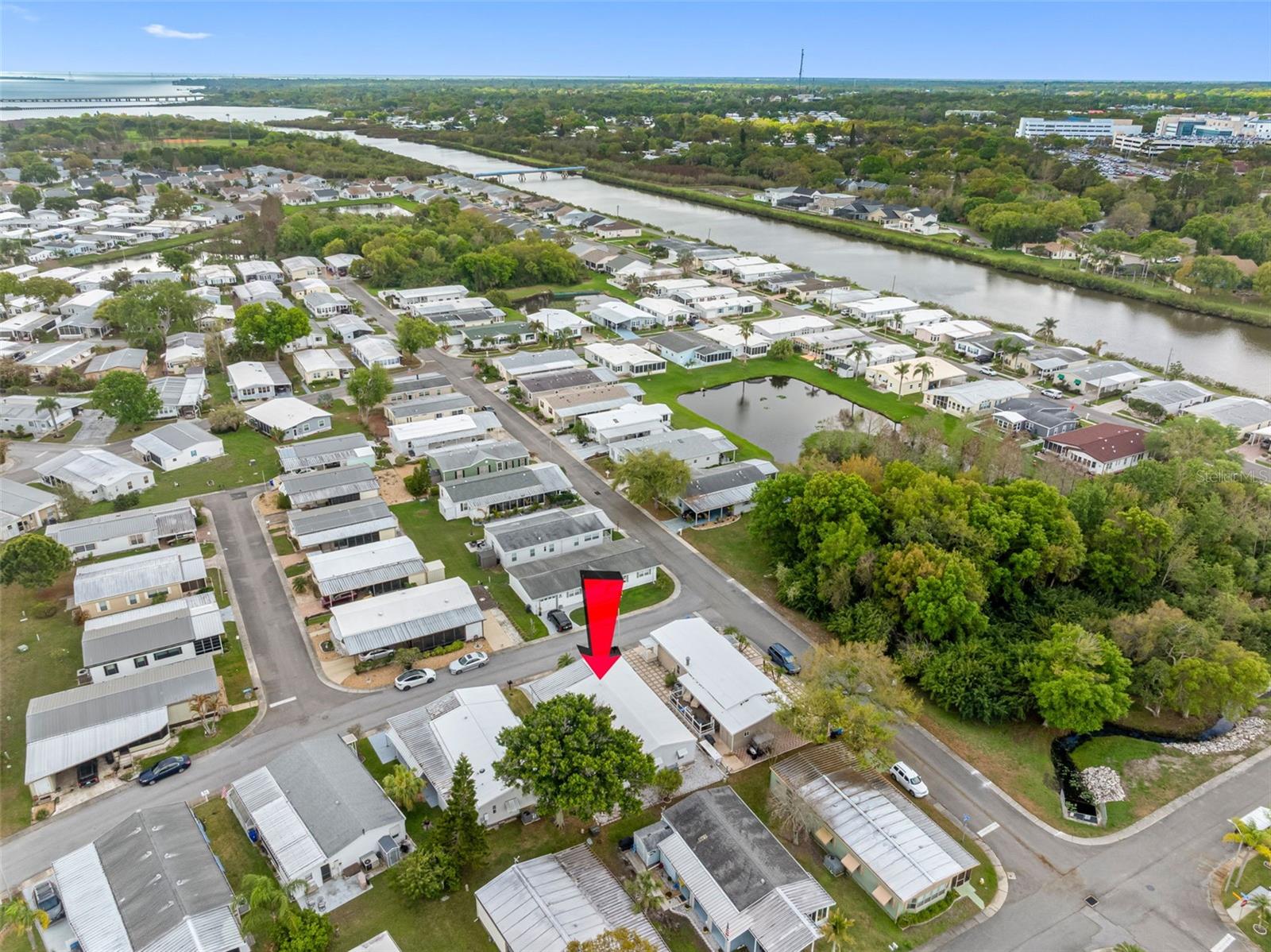 223 DOLPHIN DR N, OLDSMAR, FL, 34677