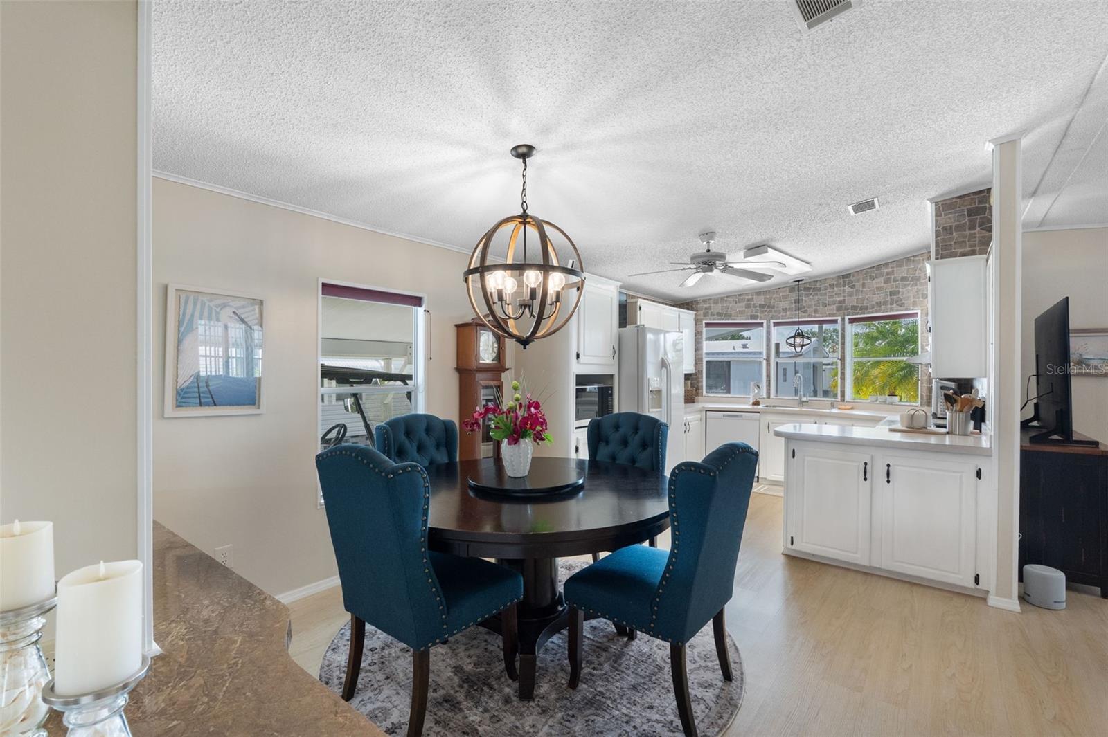 223 DOLPHIN DR N, OLDSMAR, FL, 34677