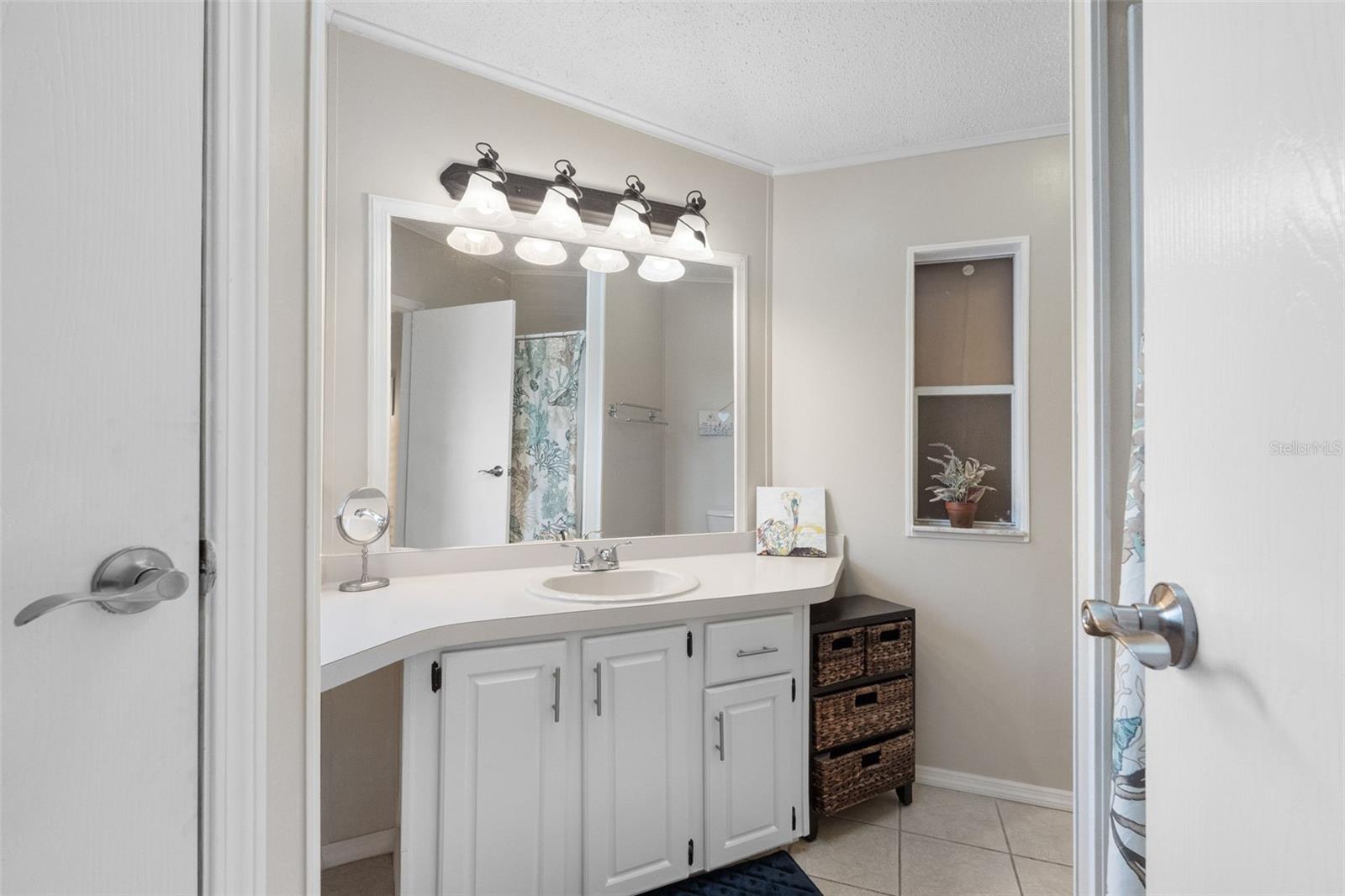 223 DOLPHIN DR N, OLDSMAR, FL, 34677