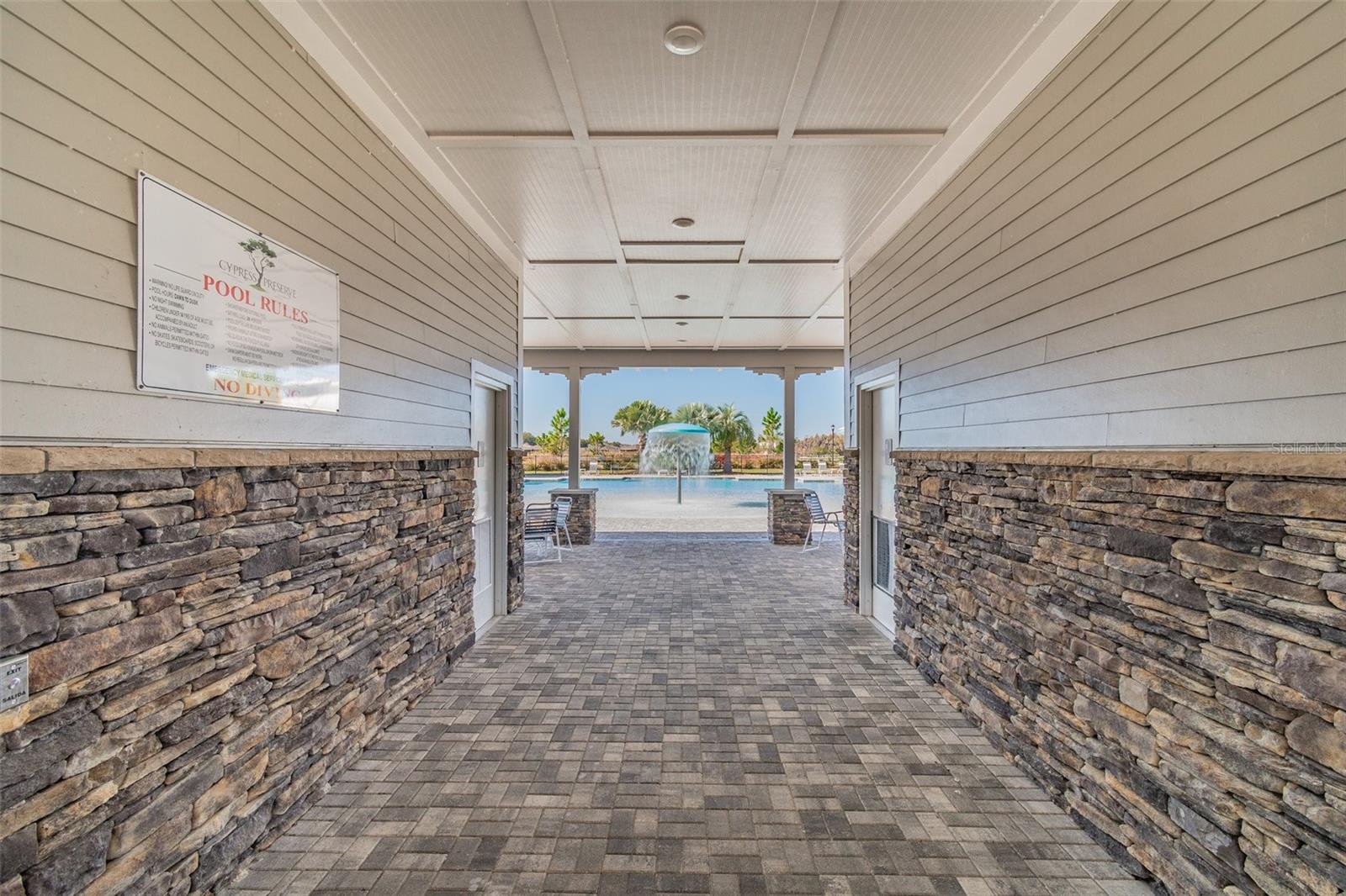 18053 TURNING LEAF CIR, LAND O LAKES, FL, 34638