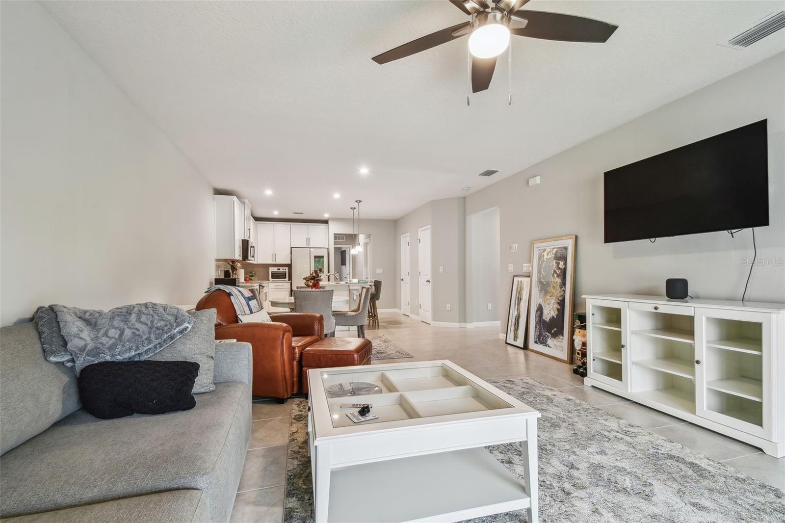 18053 TURNING LEAF CIR, LAND O LAKES, FL, 34638
