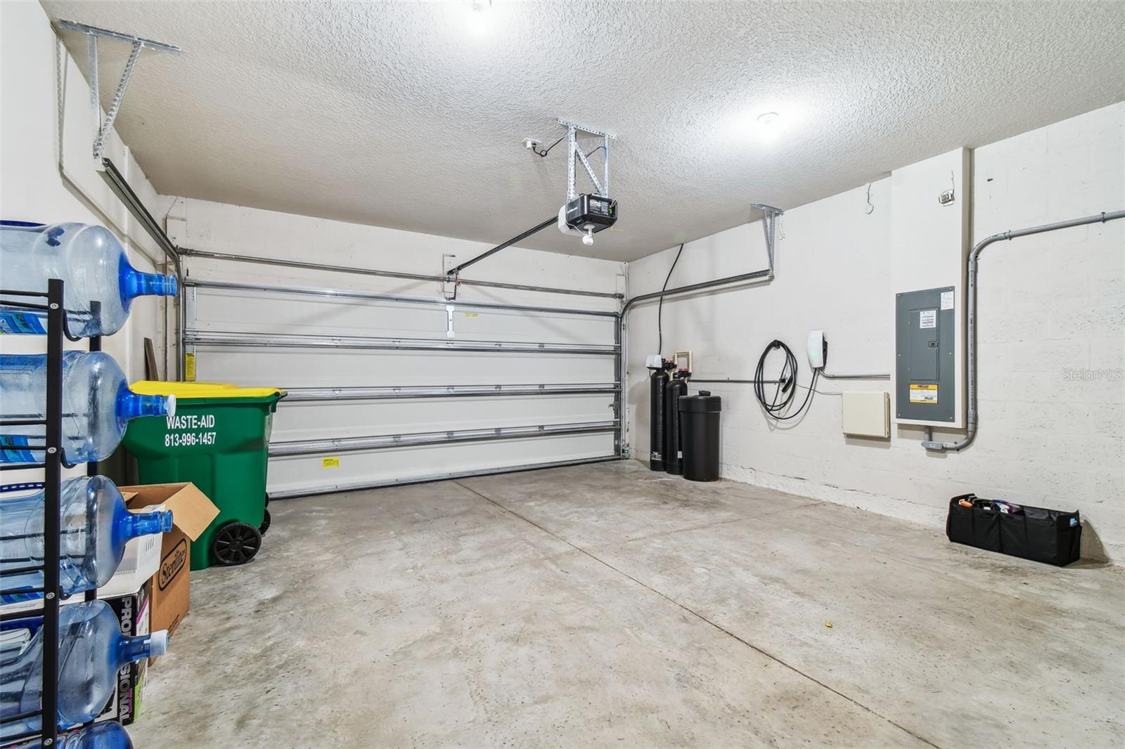 18053 TURNING LEAF CIR, LAND O LAKES, FL, 34638