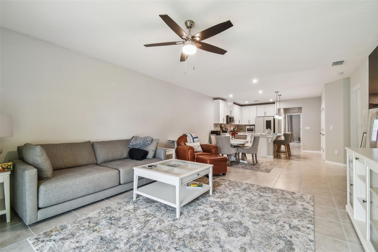 18053 TURNING LEAF CIR, LAND O LAKES, FL, 34638