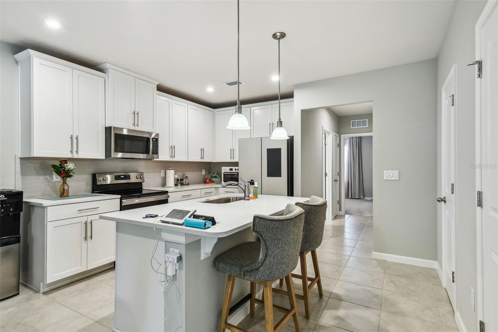 18053 TURNING LEAF CIR, LAND O LAKES, FL, 34638