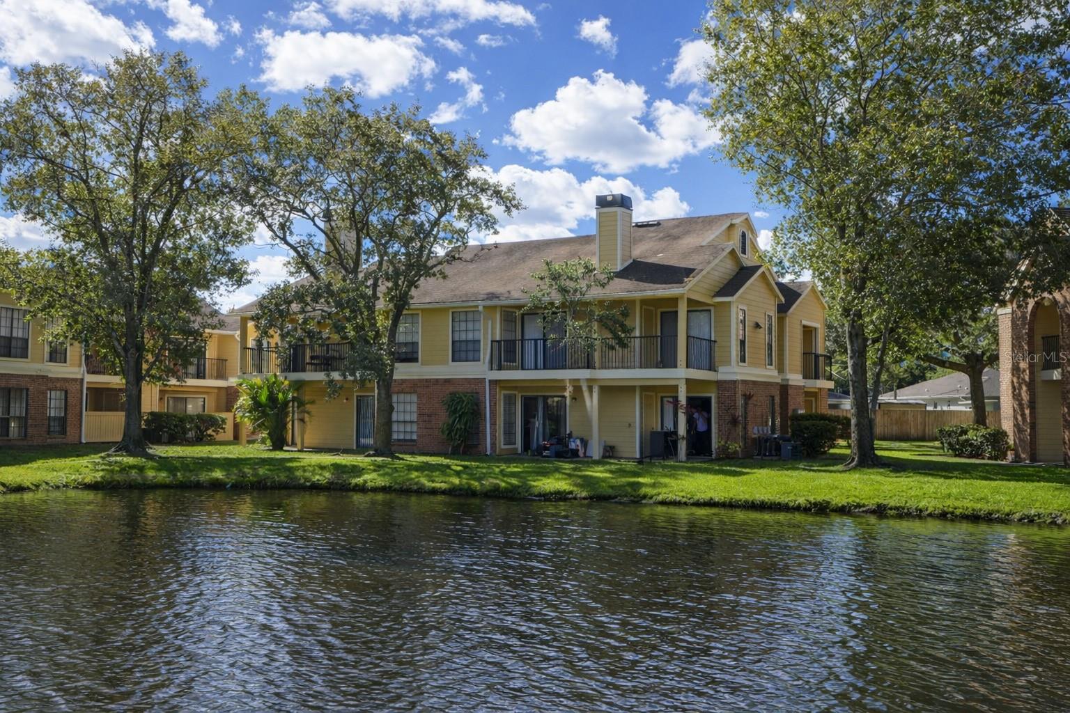 8641 FANCY FINCH DR #201, TAMPA, FL, 33614