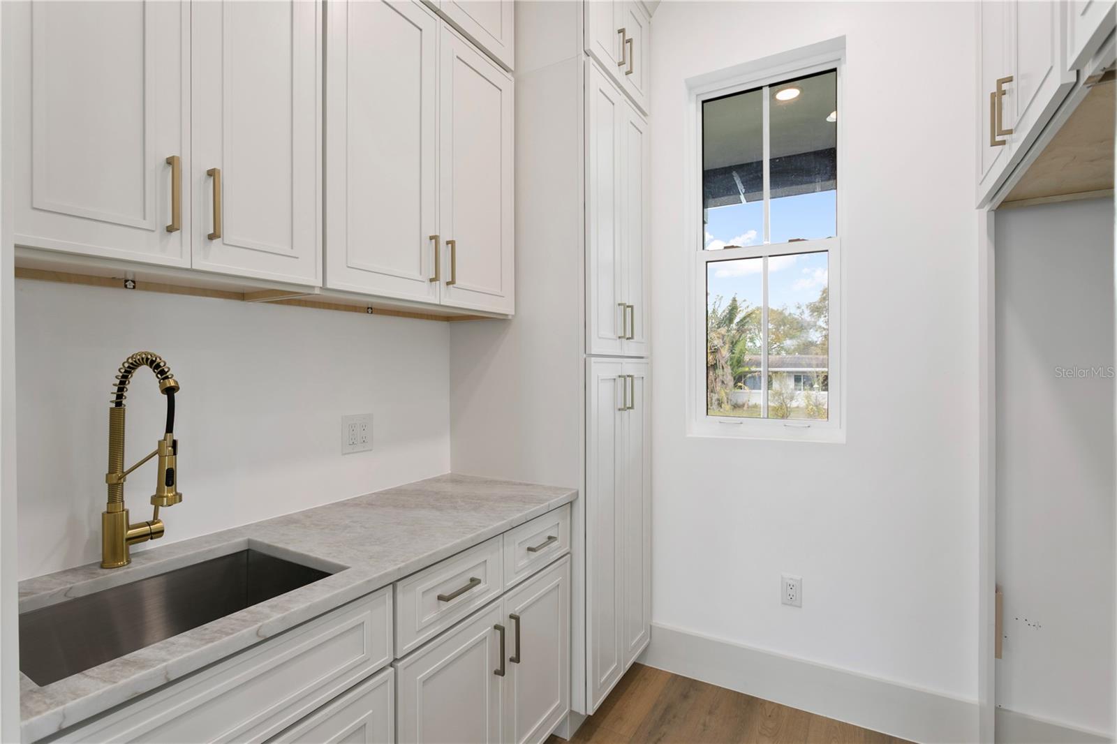 514 38TH AVE NE, ST PETERSBURG, FL, 33704