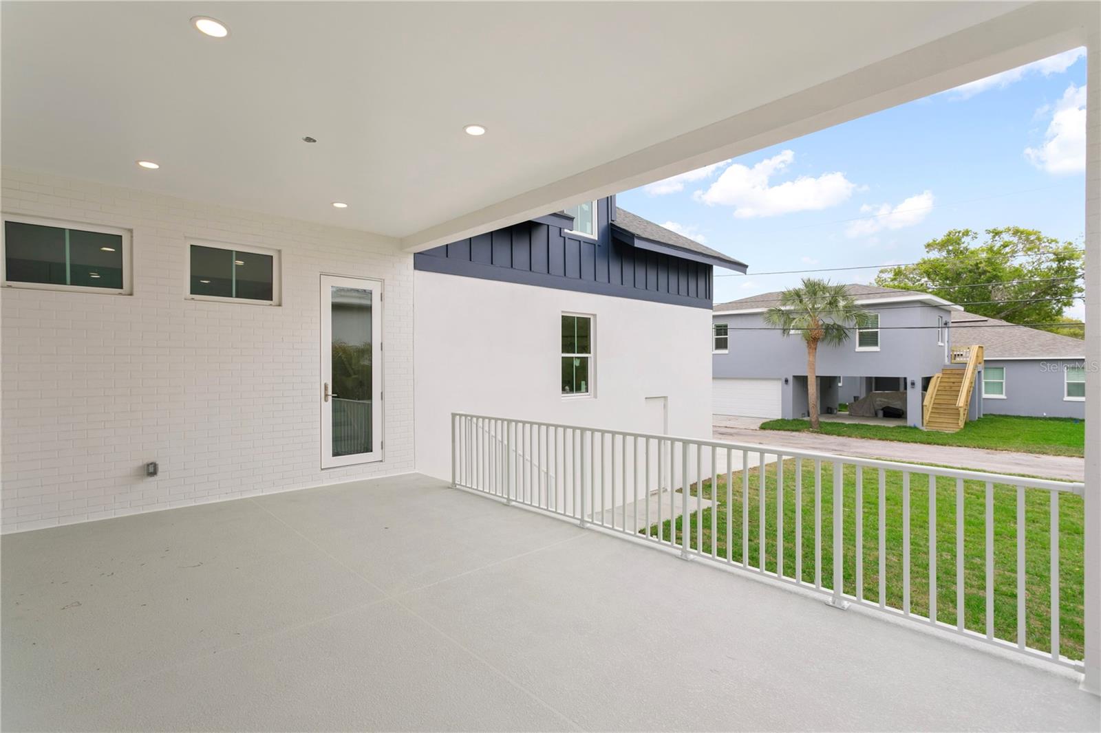 514 38TH AVE NE, ST PETERSBURG, FL, 33704