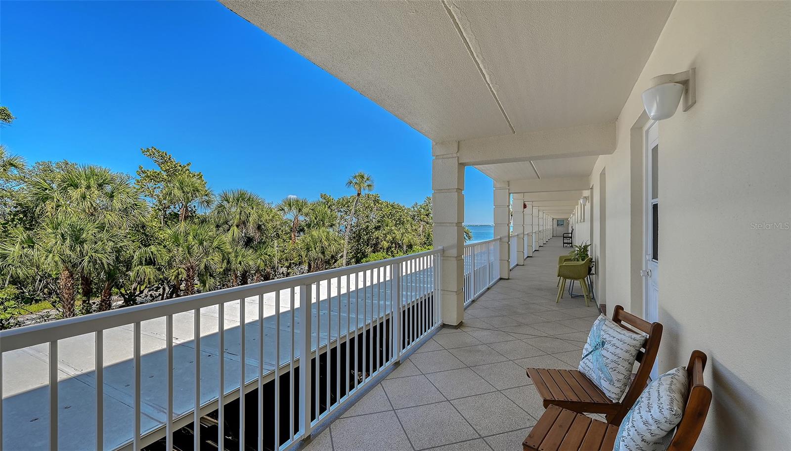 3810 GULF OF MEXICO DR #F206, LONGBOAT KEY, FL, 34228