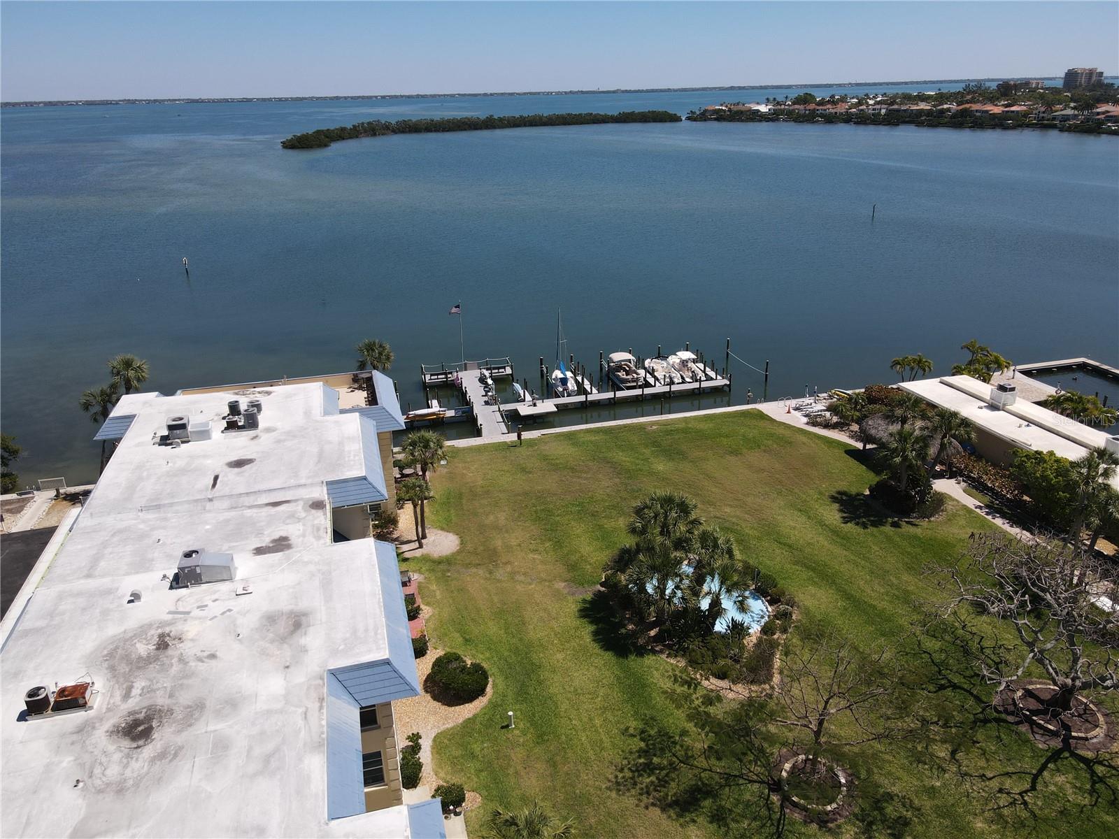 3810 GULF OF MEXICO DR #F206, LONGBOAT KEY, FL, 34228
