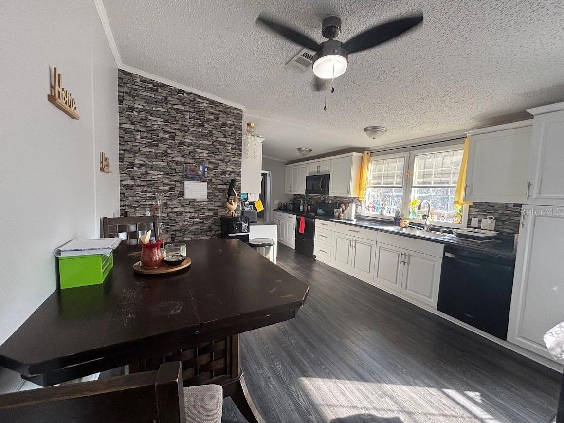 15594 NE 233RD PL, FORT MC COY, FL, 32134