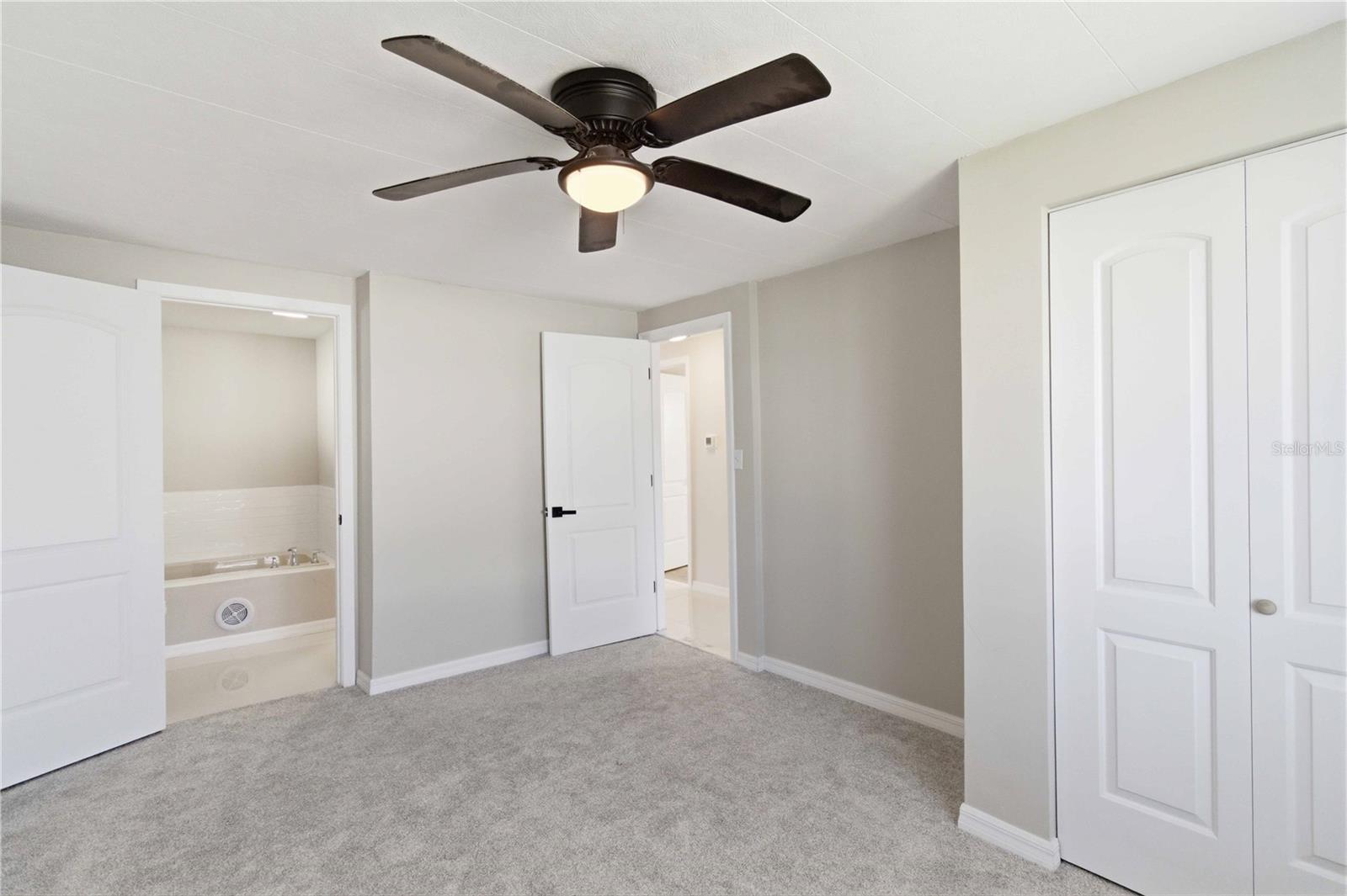 203 48TH AVENUE DR W, BRADENTON, FL, 34207