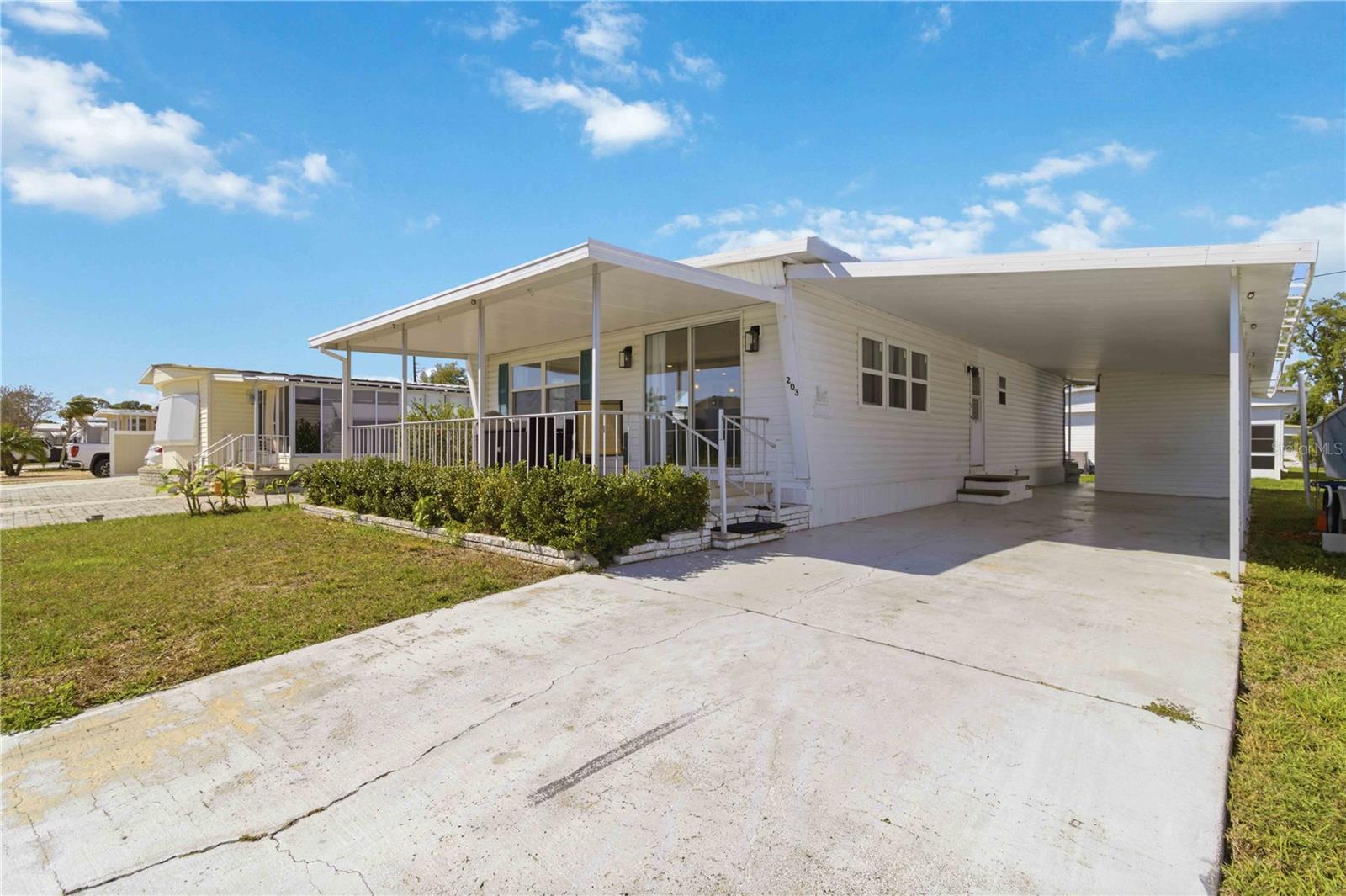 203 48TH AVENUE DR W, BRADENTON, FL, 34207