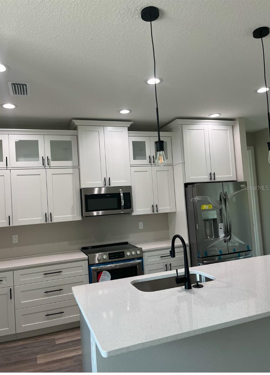 7194 PINEDALE DR, PORT CHARLOTTE, FL, 33981