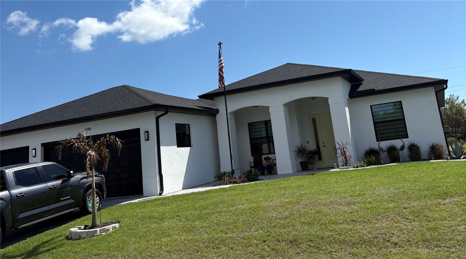 7194 PINEDALE DR, PORT CHARLOTTE, FL, 33981