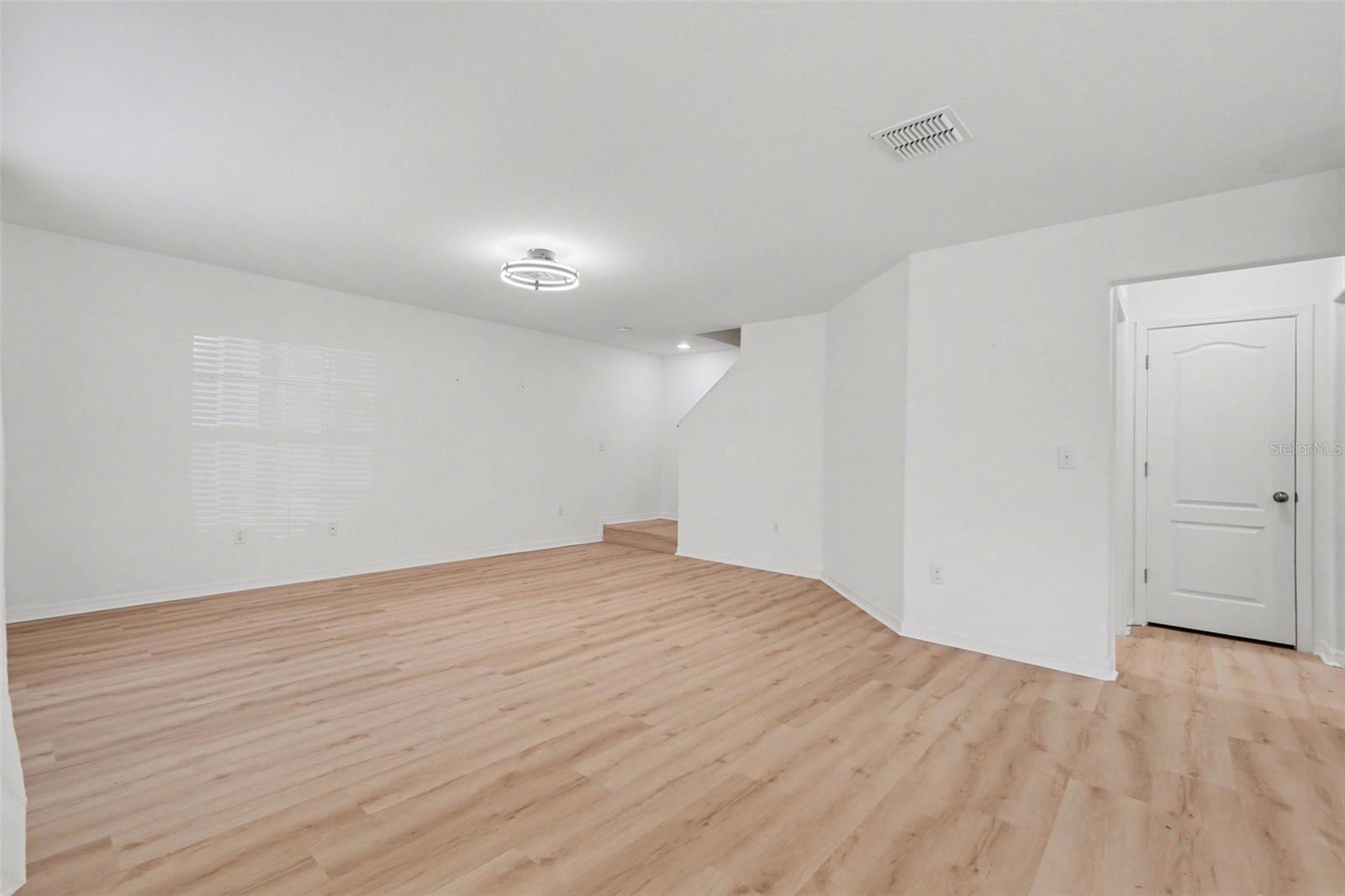 6246 TIMBERLY LN, ZEPHYRHILLS, FL, 33542