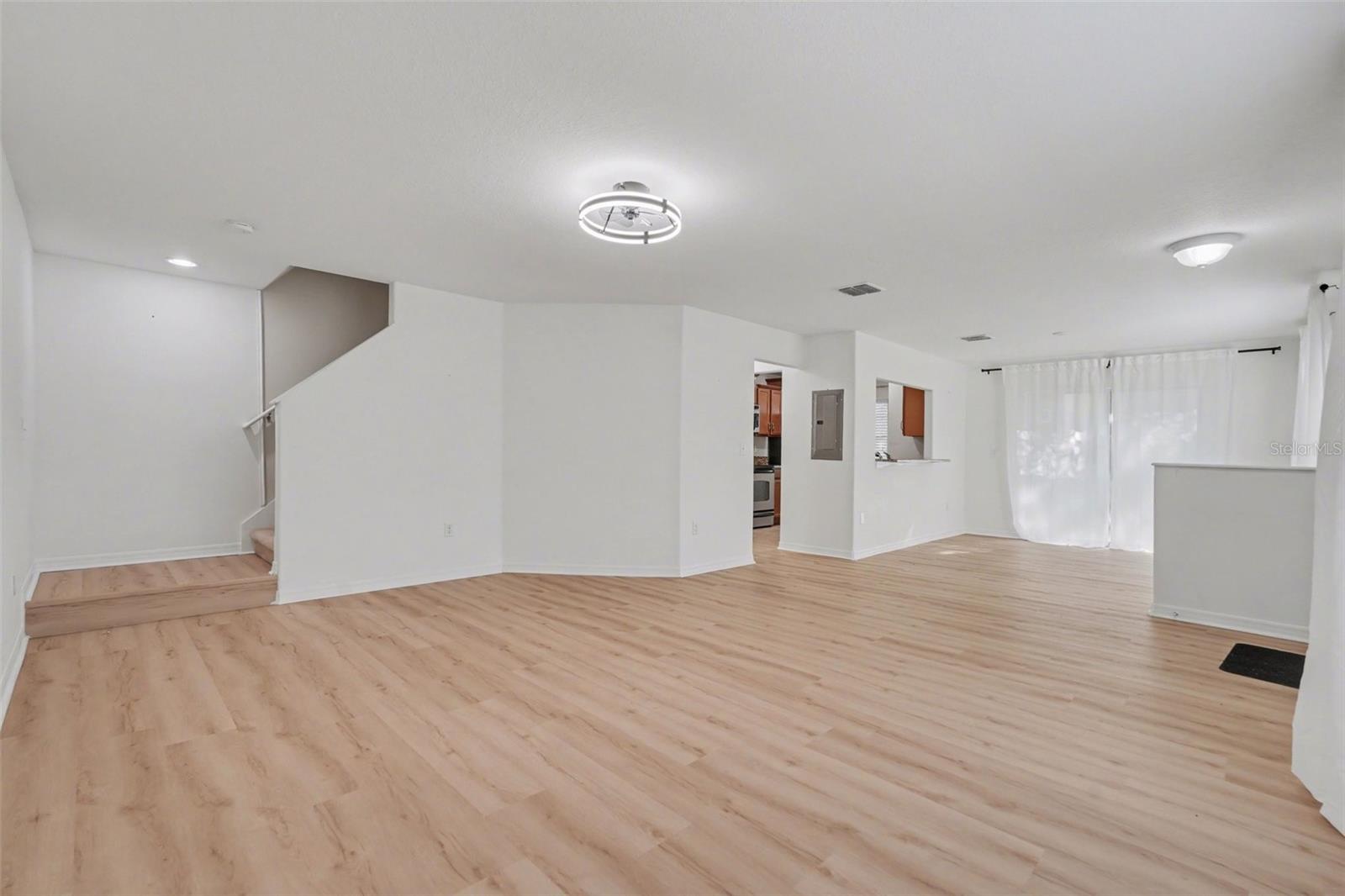 6246 TIMBERLY LN, ZEPHYRHILLS, FL, 33542