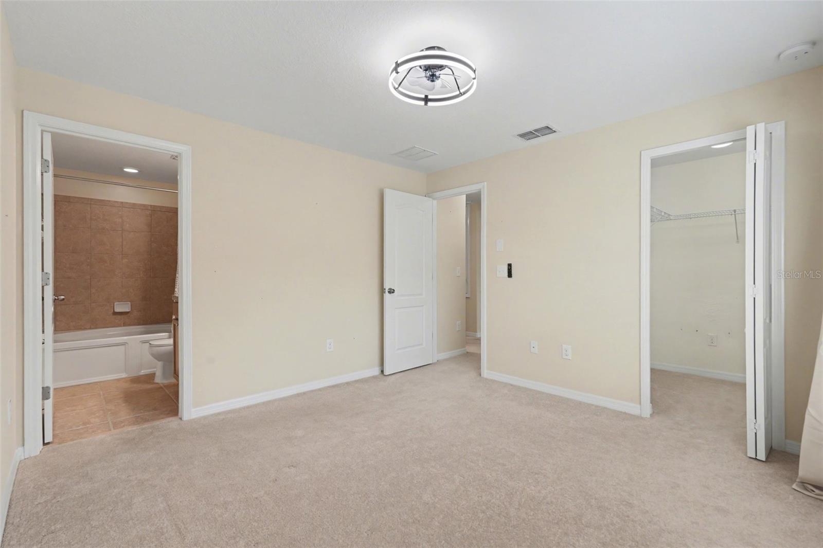 6246 TIMBERLY LN, ZEPHYRHILLS, FL, 33542