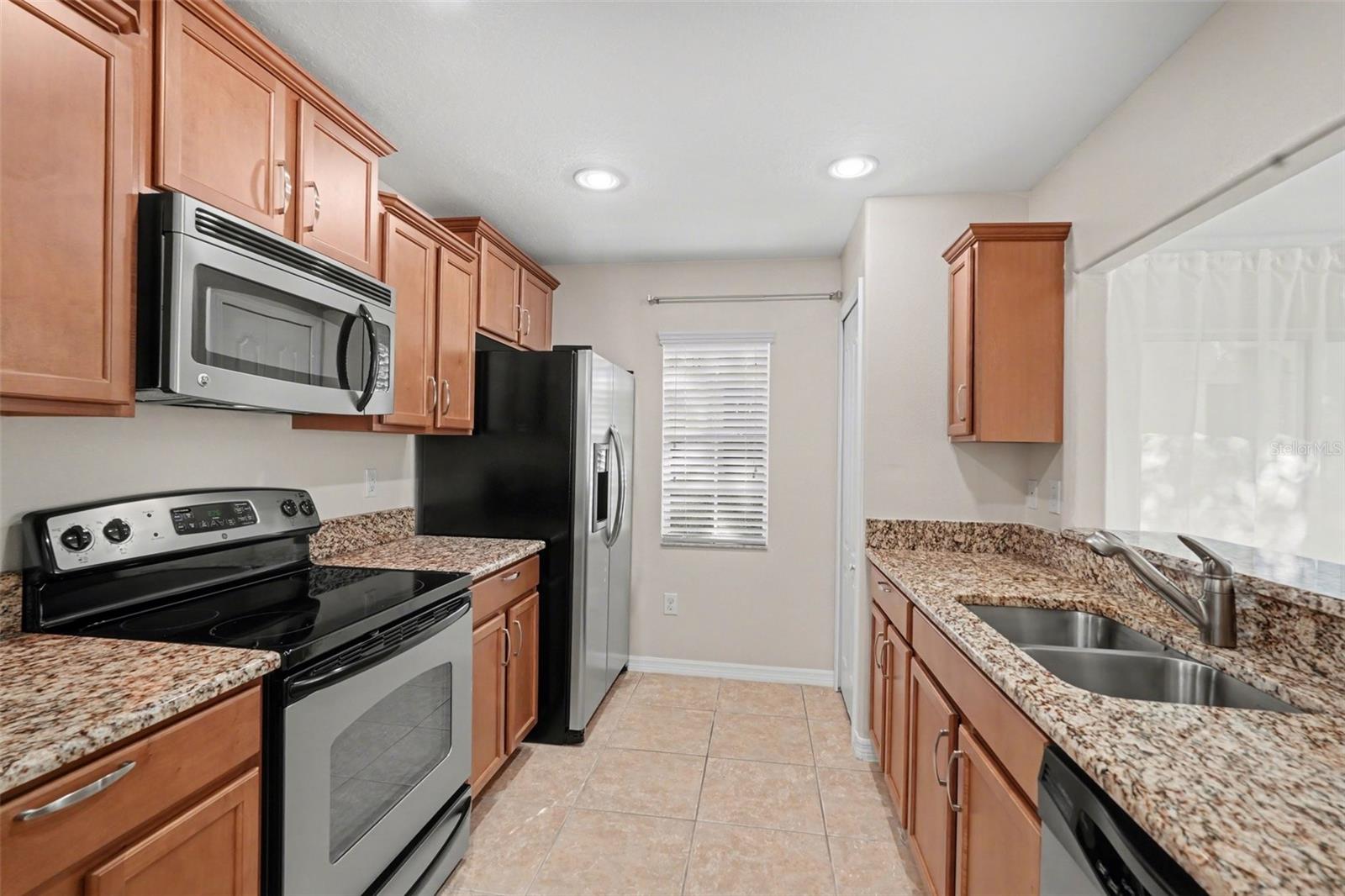 6246 TIMBERLY LN, ZEPHYRHILLS, FL, 33542
