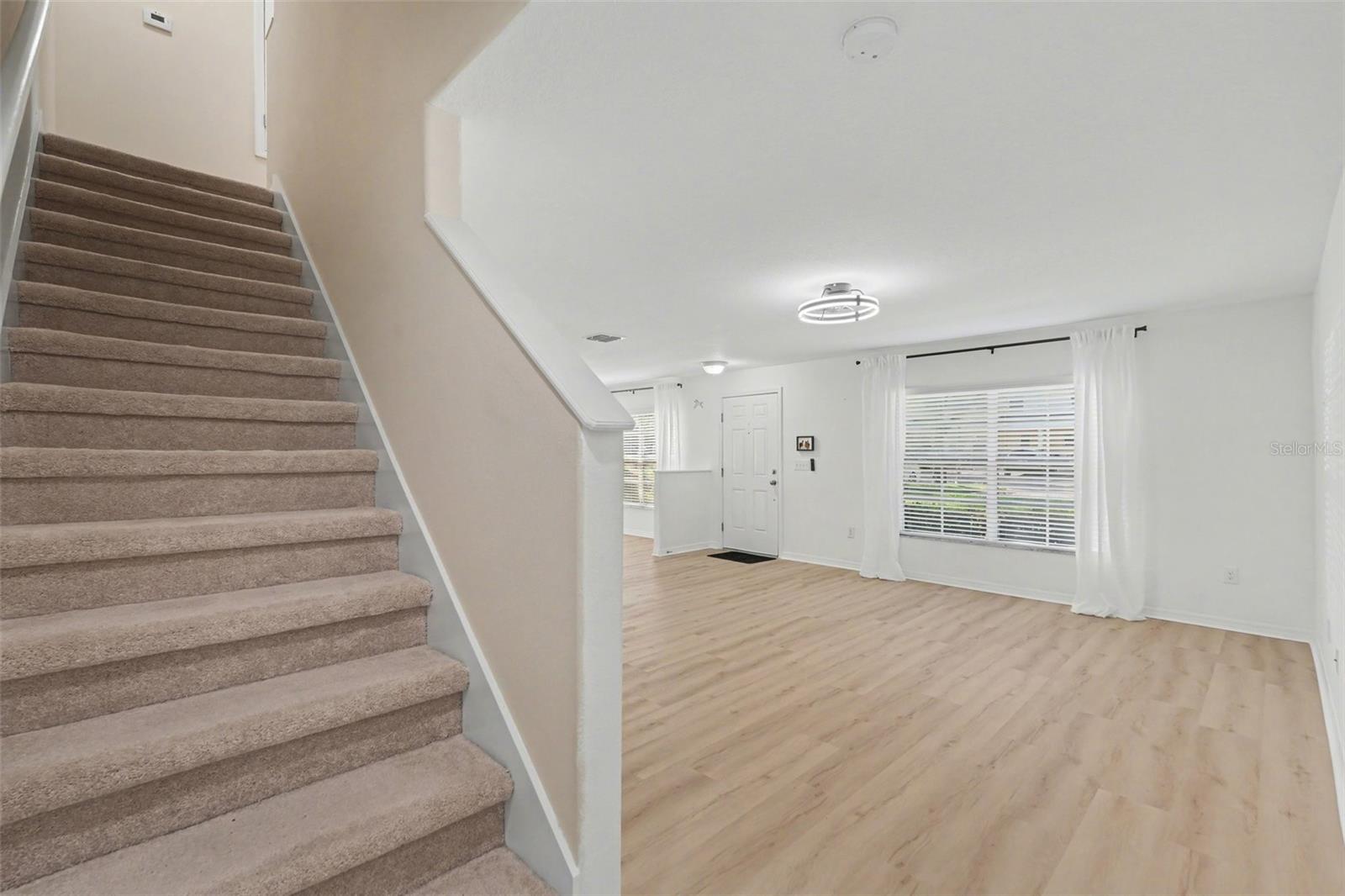 6246 TIMBERLY LN, ZEPHYRHILLS, FL, 33542