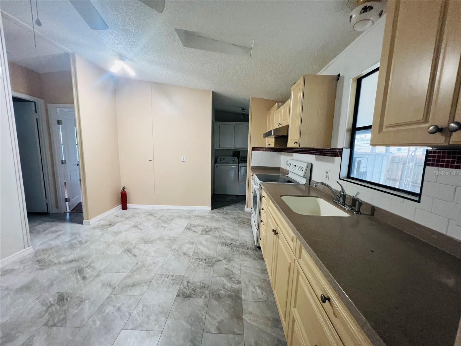 1850 MARY LN, HOLIDAY, FL, 34690
