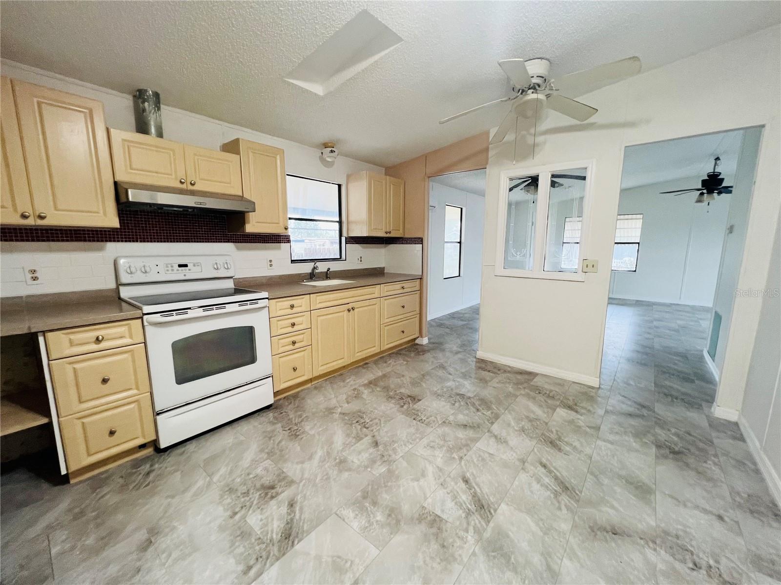 1850 MARY LN, HOLIDAY, FL, 34690