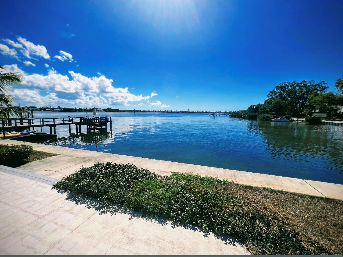 2431 SUNRISE DR SE, ST PETERSBURG, FL, 33705