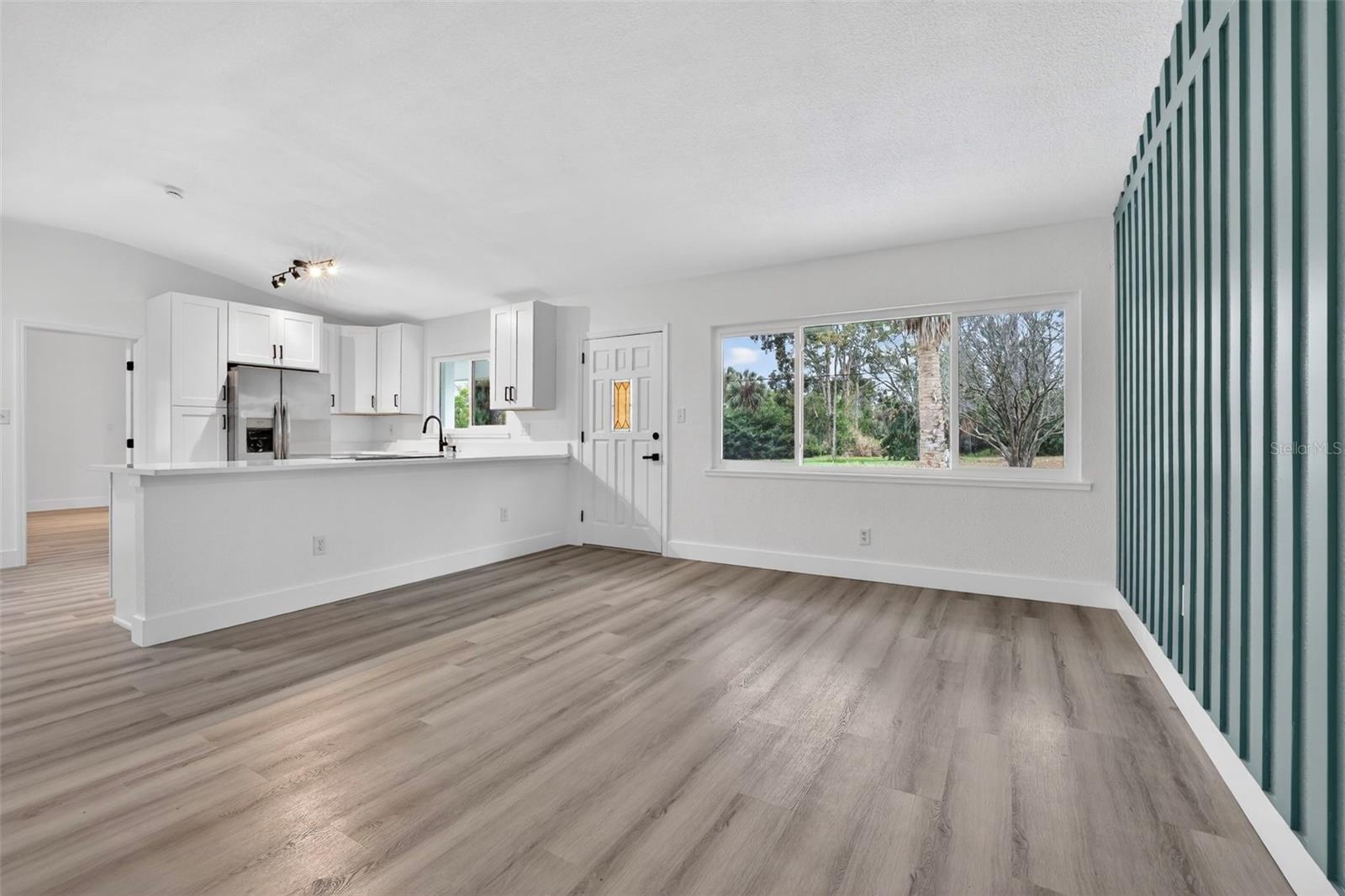 695 SUNSET DR, TARPON SPRINGS, FL, 34689