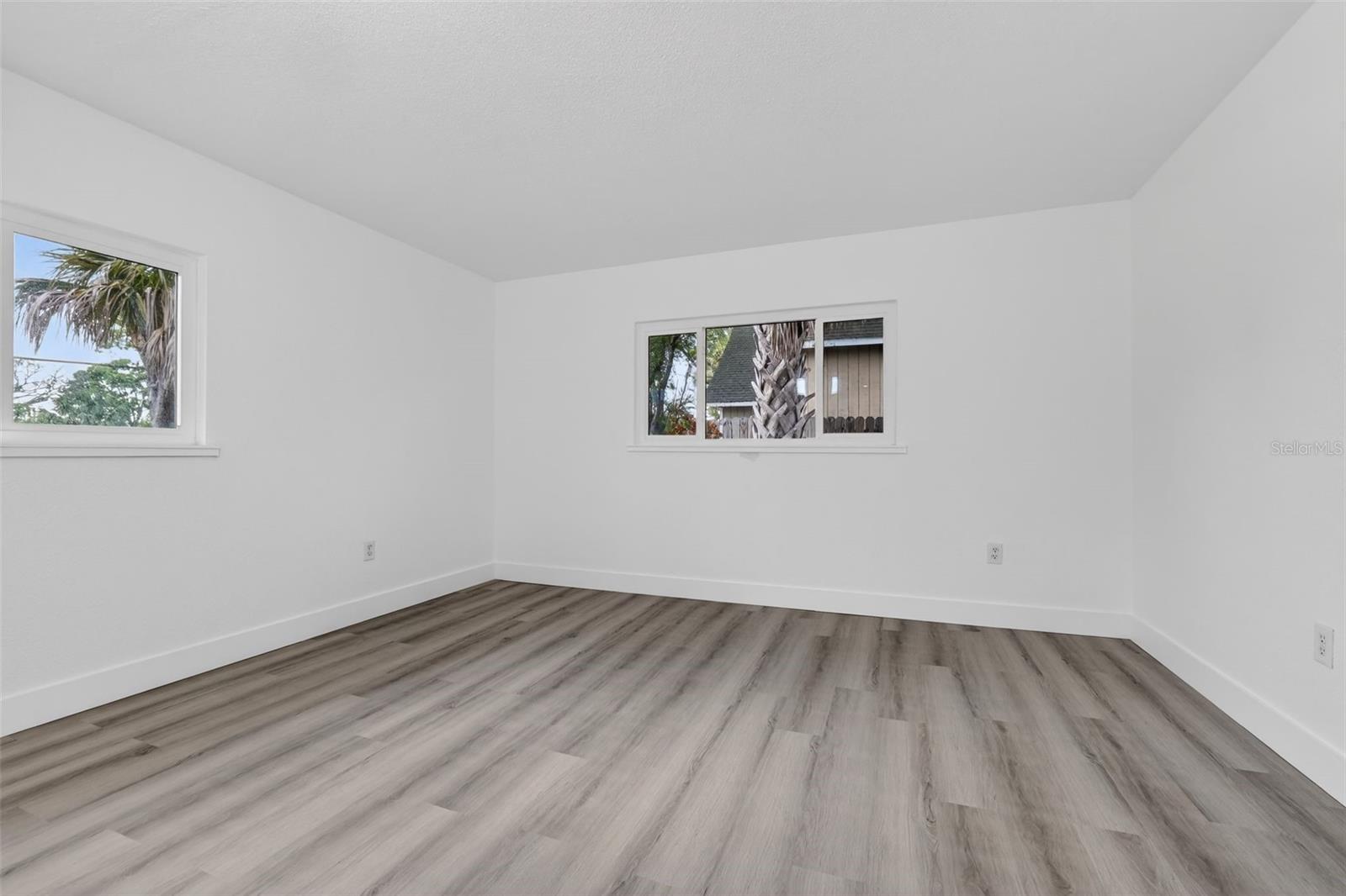 695 SUNSET DR, TARPON SPRINGS, FL, 34689